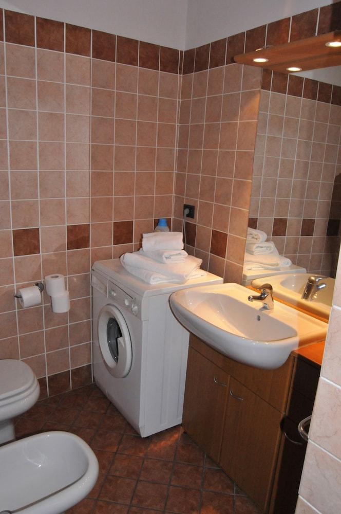 Antico Borgo 3*